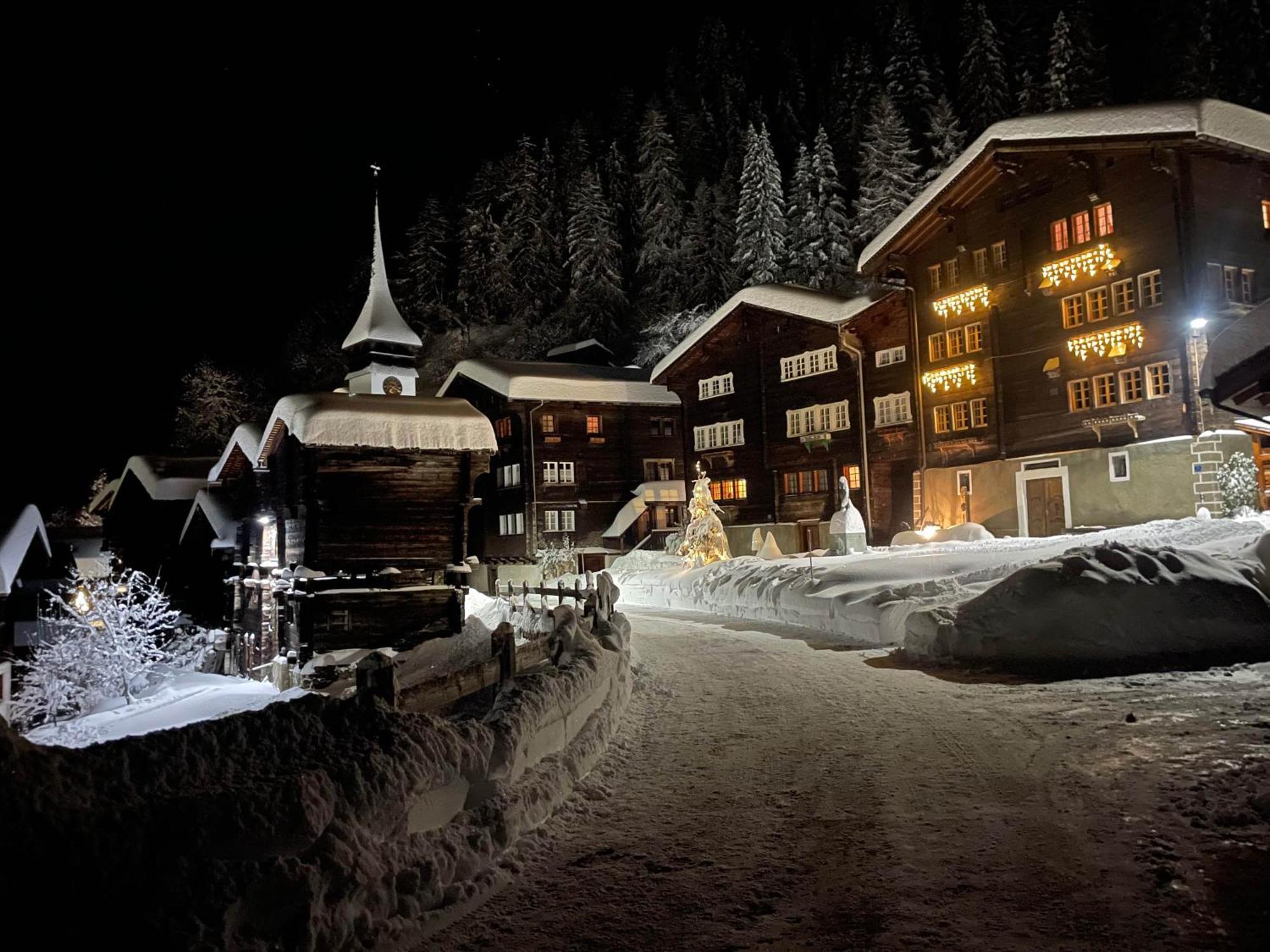 Haus Bortis Appartement Goms Buitenkant foto
